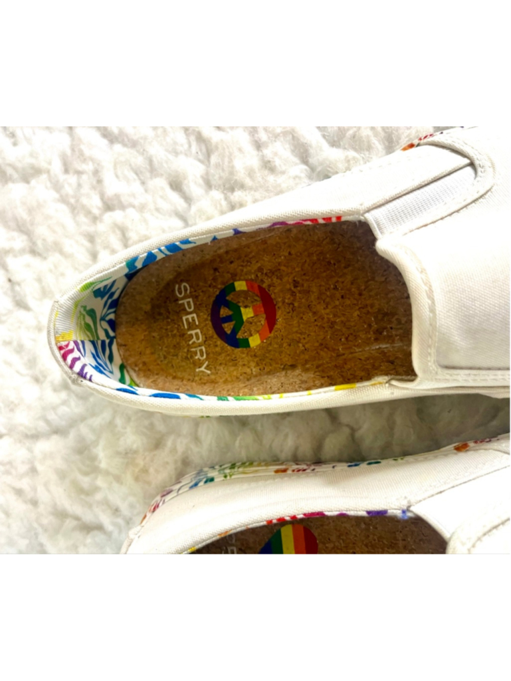 Sperry Men's Striper II Twin Gore Pride Rainbow SlipOn Boat Shoe Sneakers Size 9 - Picture 3 of 8